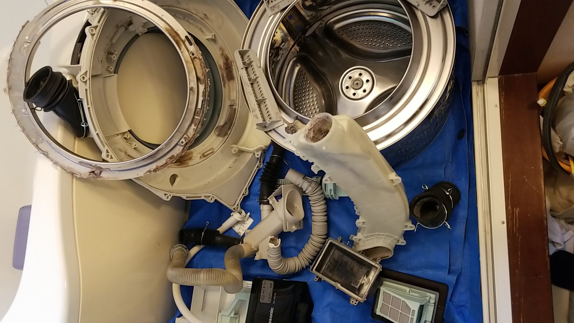 名東区パナソニックドラム洗濯機フル分解洗浄